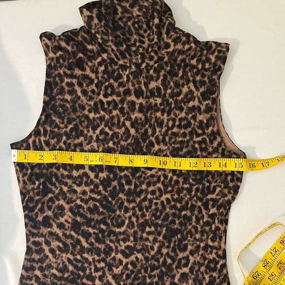 Good American Leopard Mock Turtleneck Dress - Picture 8 of 10